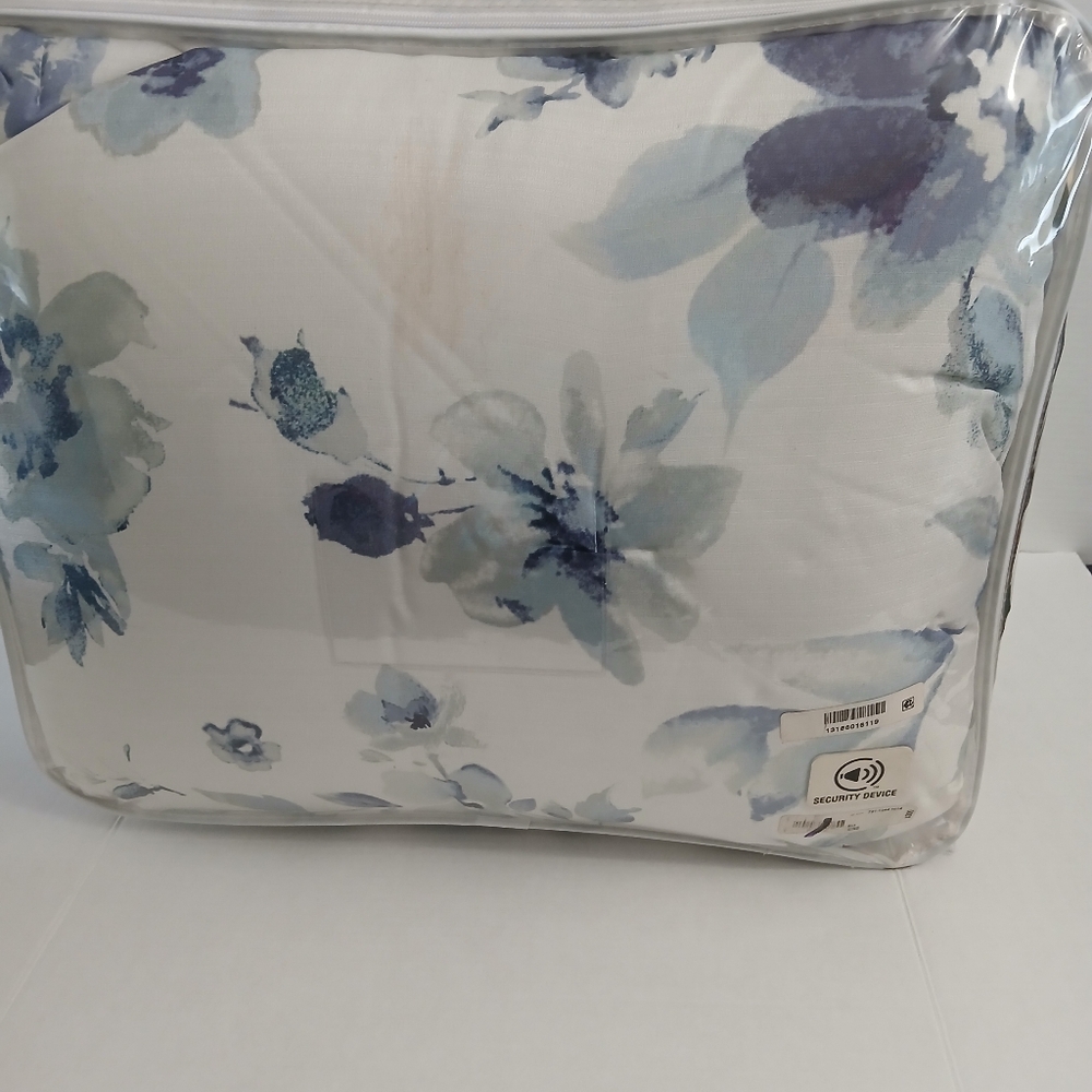 HOME EXPRESSIONS 10 PIECE BEDDING - Picture 16 of 16